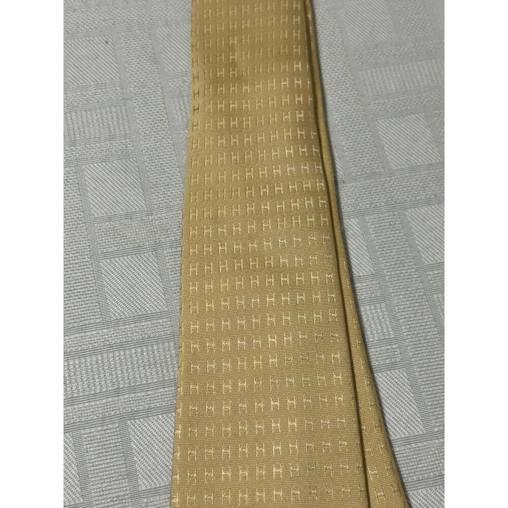 HERMES Men Neck Tie Gold Beige Yellow Initial H All Over Print 100% Silk Vtg. - Picture 5 of 16